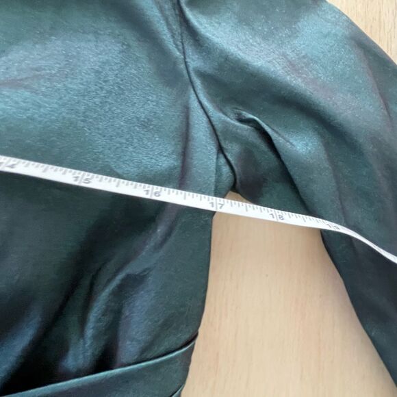 Cameron Blake emerald green satin formal gown size 10 - Picture 11 of 15